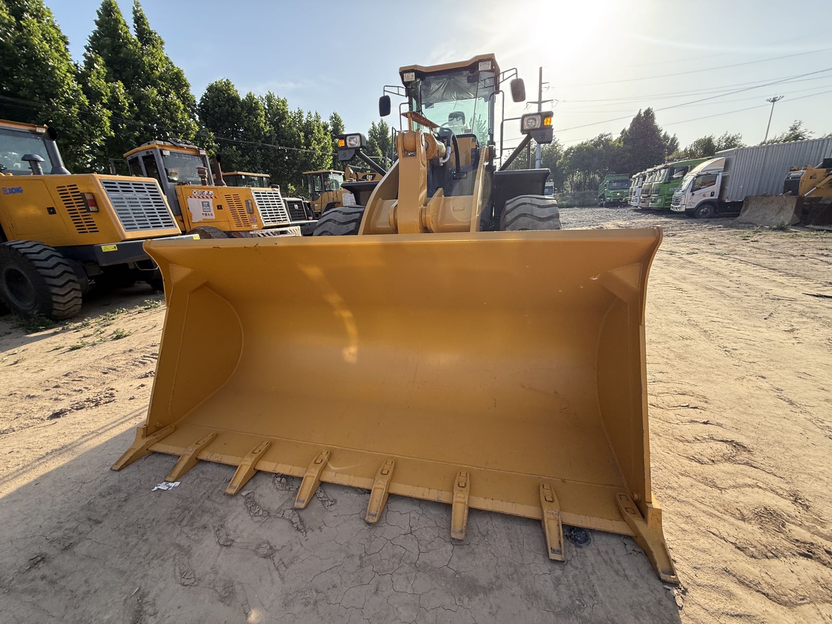 How to Choose Reliable Used Excavators and Loaders for Tough Job Sites
