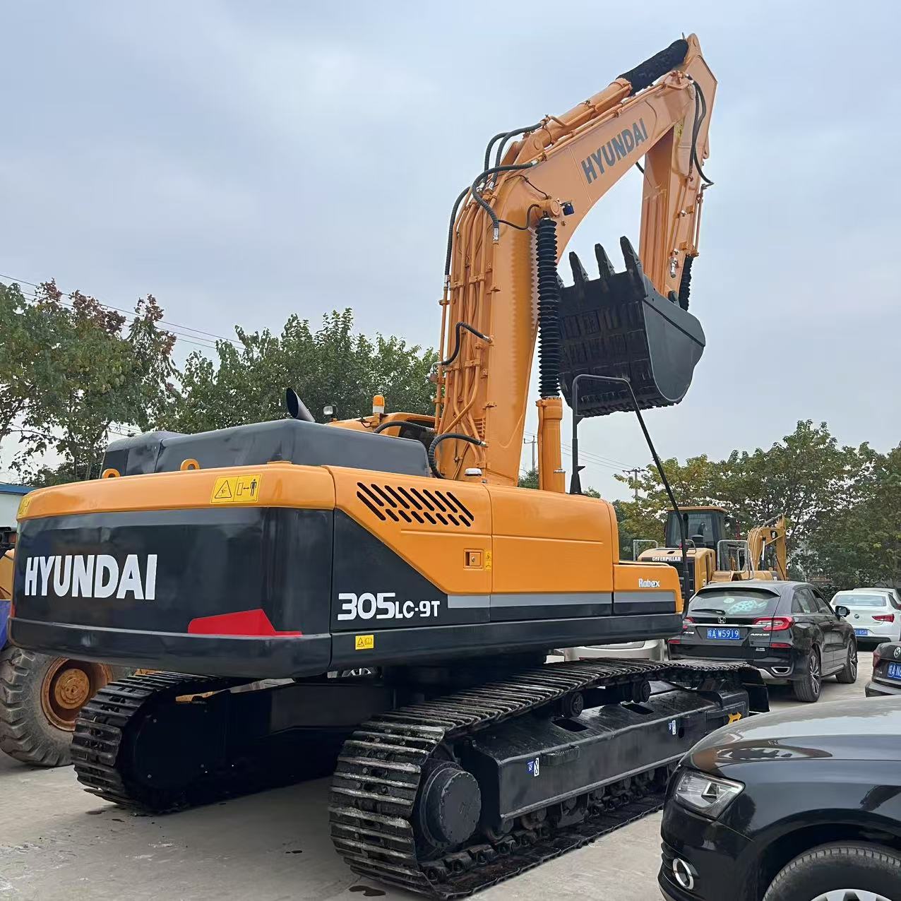Used Hyundai R305LC‑9T Hydraulic Crawler Excavator